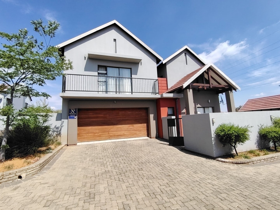 4 Bedroom Property for Sale in Wild Olive Estate Free State